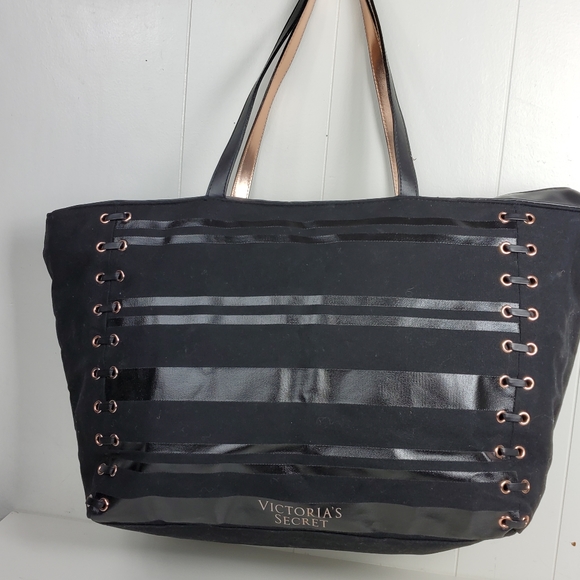 Victoria's Secret tote - Picture 5 of 13